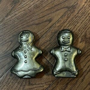 Vintage Godinger Silver Plated Gingerbread Man & Woman Salt & Pepper Shakers